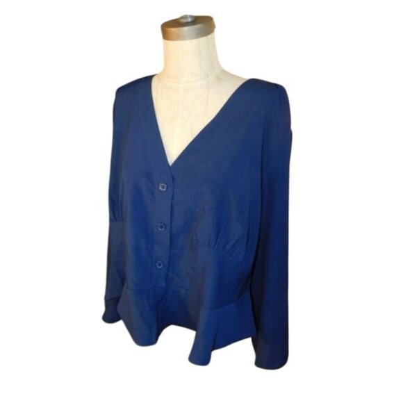 Eloquii Size 16 Navy Blue Cropped Long Sleeve Blouse Top - Picture 2 of 2